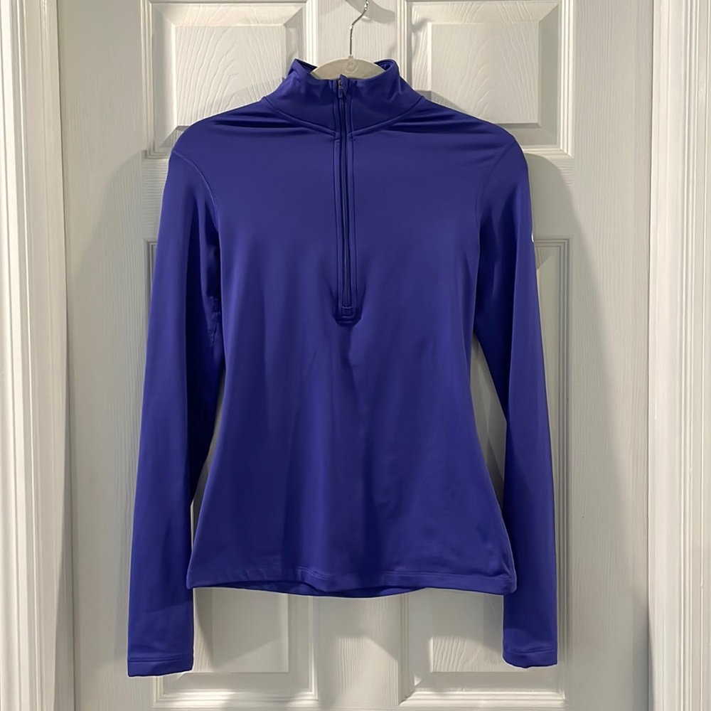 New W/O Tag- NIKE Dri-Fit Fitted - Woman’s Small